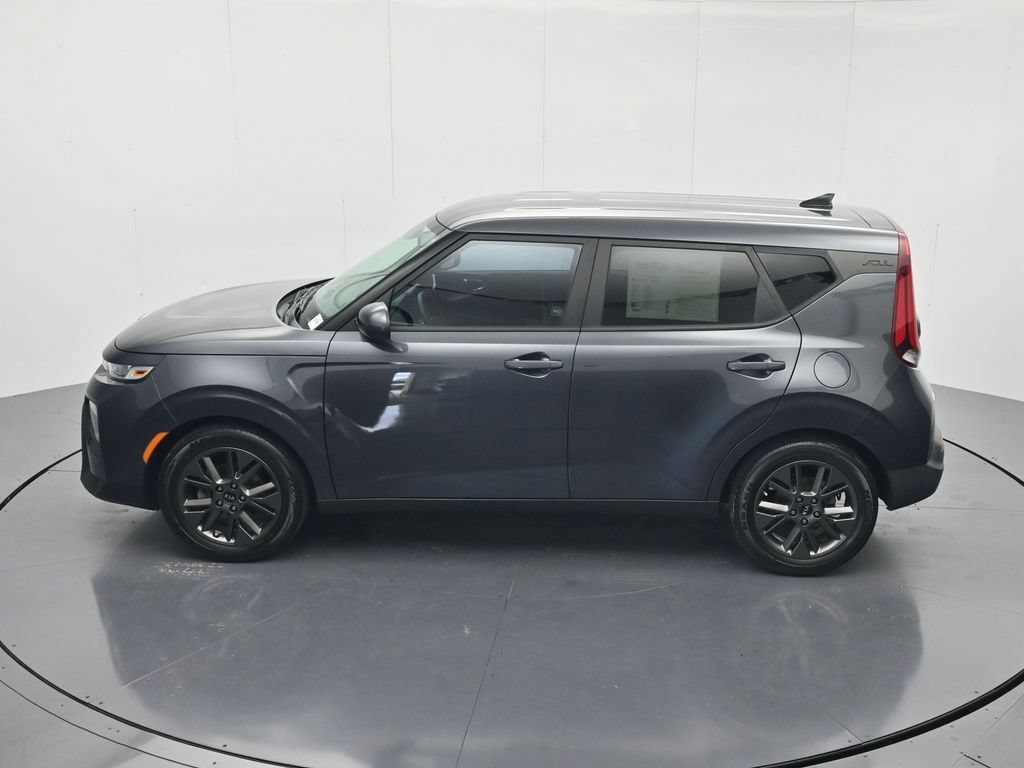 Used 2021 Kia Soul S FWD image 35