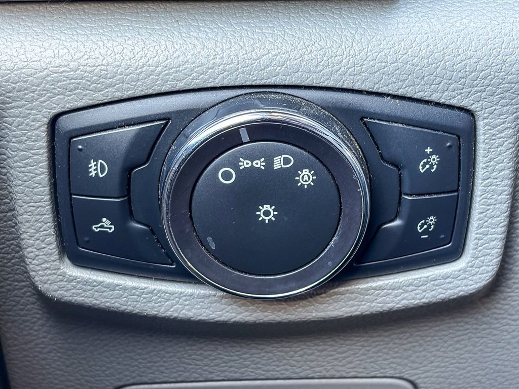 Used 2015 Ford F150 XLT w/ Equipment Group 302A Luxury image 51