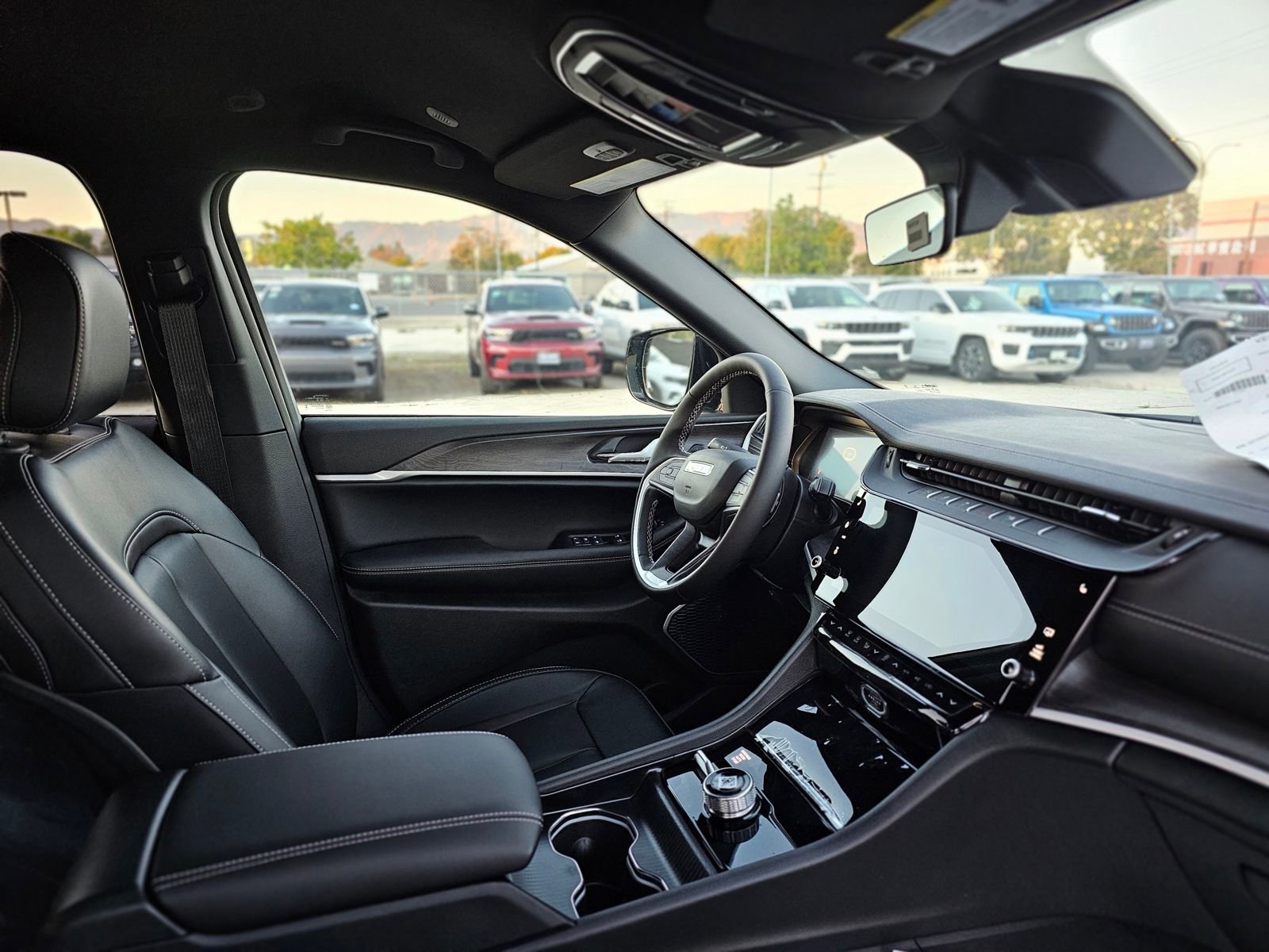 New 2026 Jeep Grand Cherokee L Limited AWD/4WD image 25