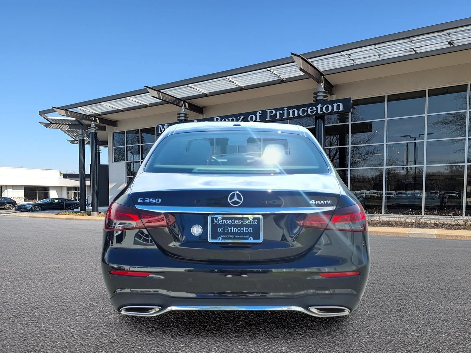 Certified 2023 Mercedes-Benz E 350 4MATIC Sedan image 4