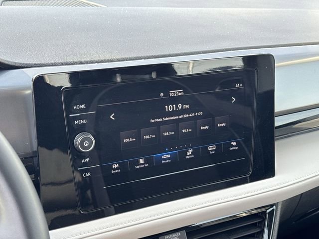 Used 2025 Volkswagen Taos S image 17