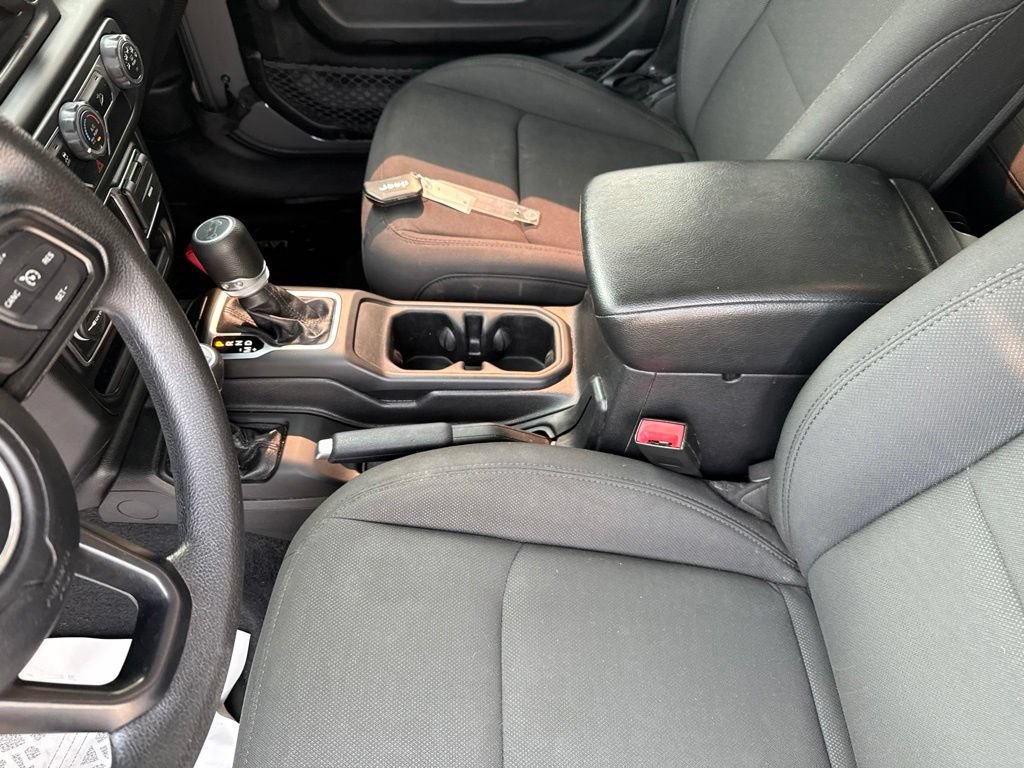 Used 2020 Jeep Wrangler Unlimited Sport AWD/4WD image 26