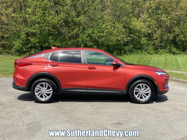 Used 2024 Buick Envista Preferred w/ Advanced Safety Package image 8