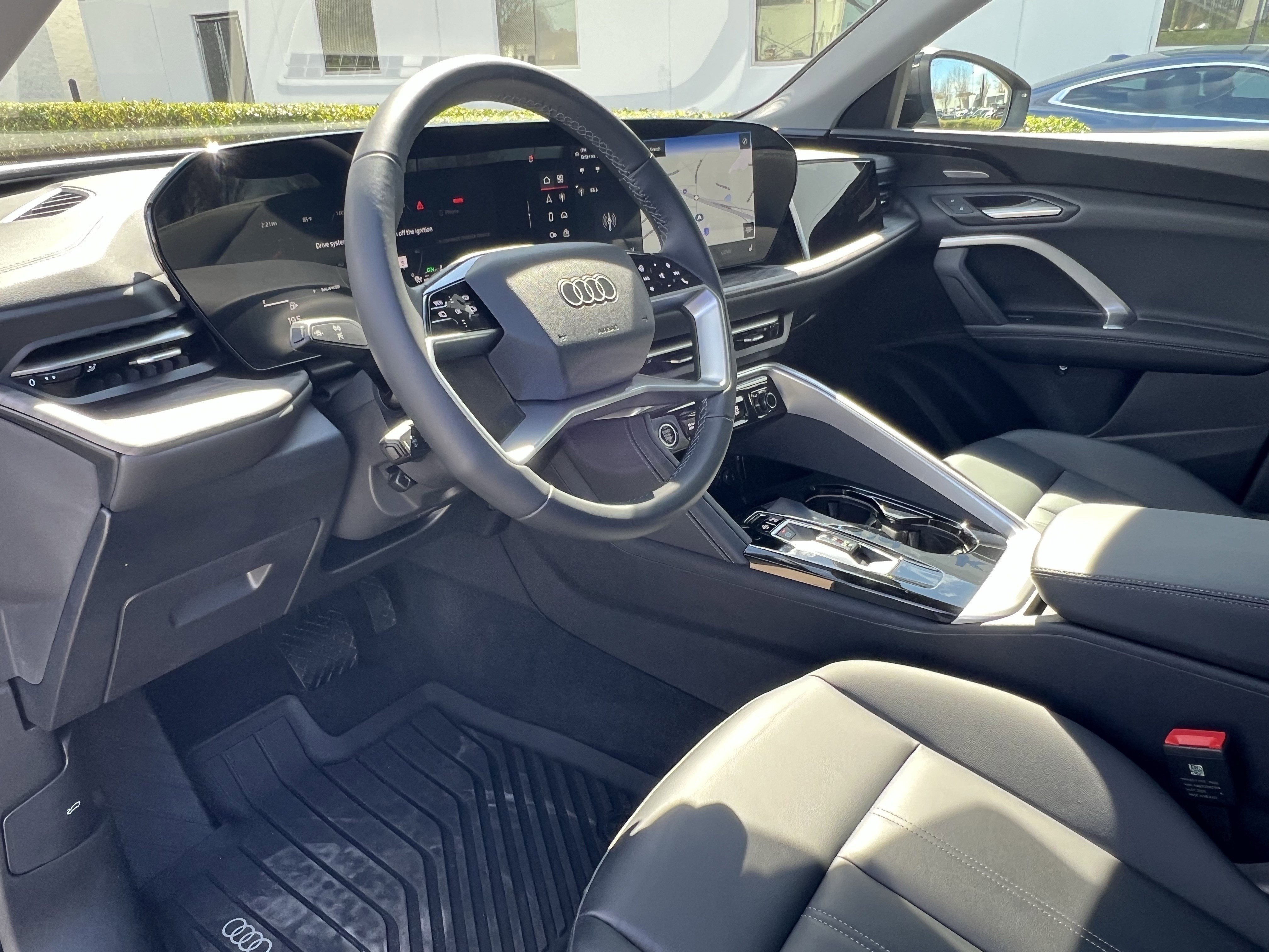 Certified 2025 Audi Q5 Premium Plus w/ Premium Plus image 17