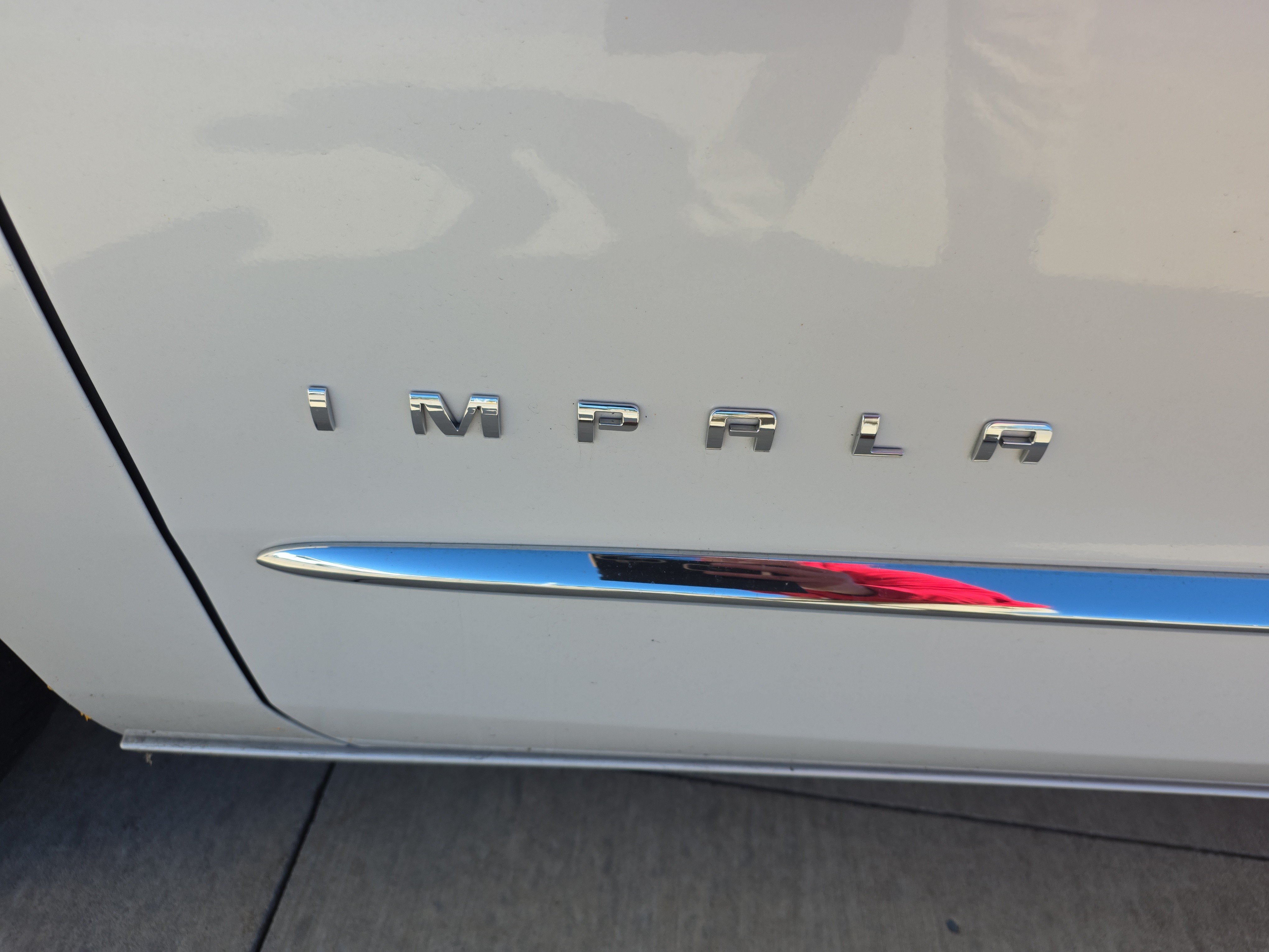 Used 2017 Chevrolet Impala Premier w/ Enhanced Convenience Package FWD image 14