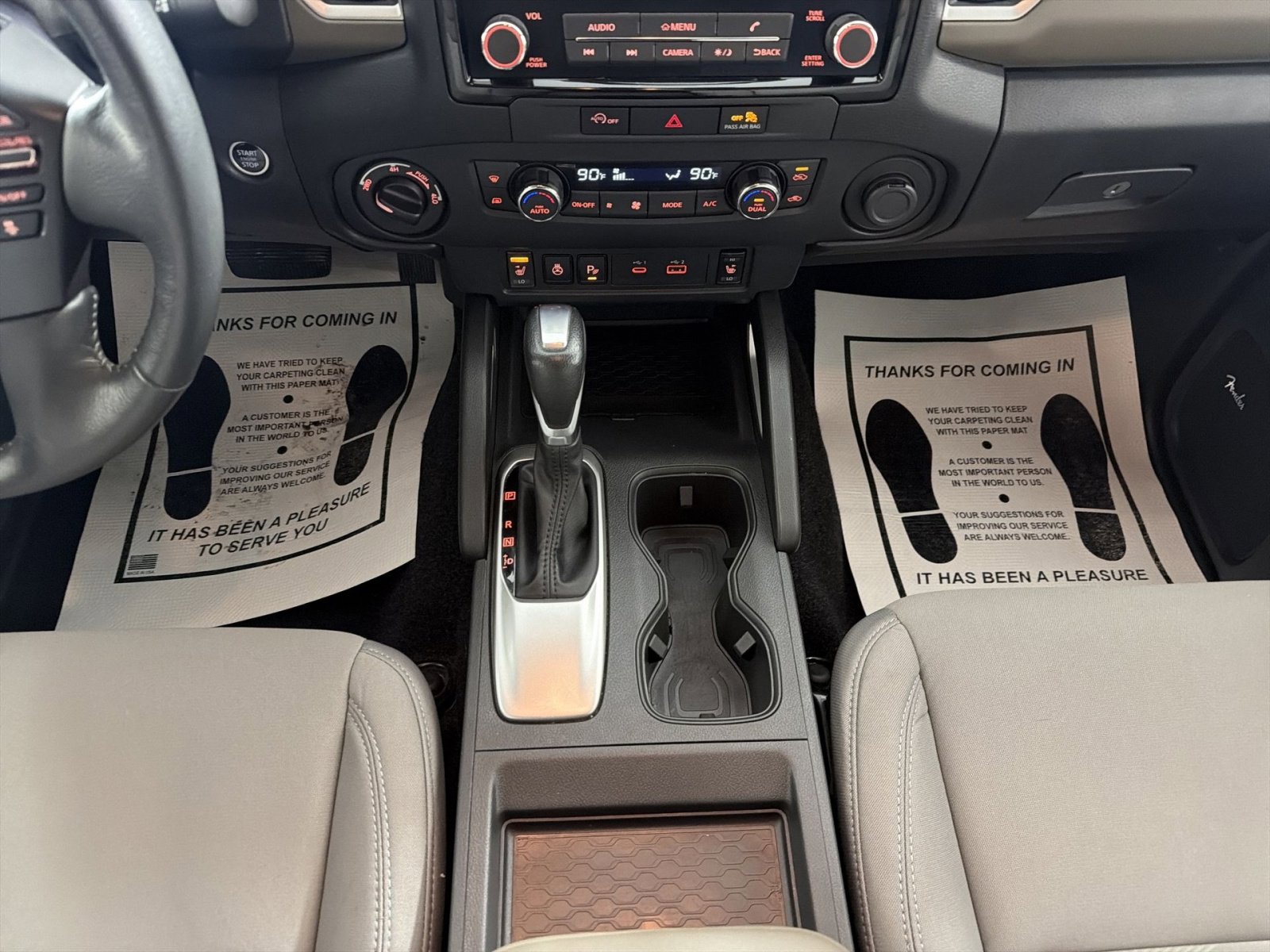 Used 2024 Nissan Frontier SV w/ SV Convenience Package image 21