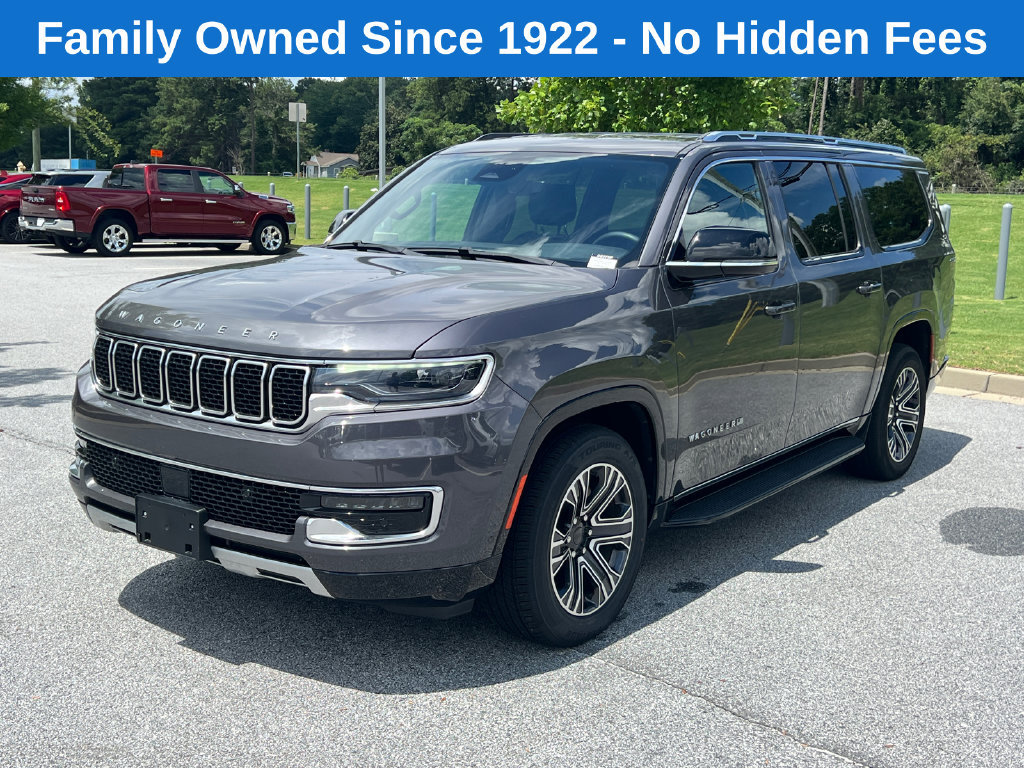 Certified 2024 Jeep Wagoneer L Series II w/ Flexible Seating Group AWD/4WD image 3