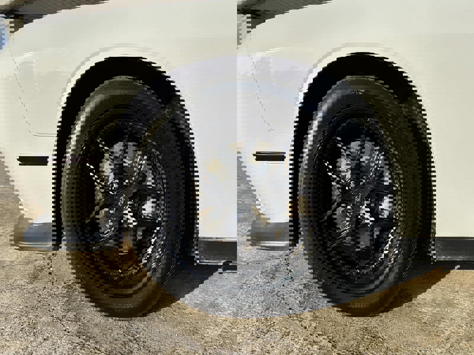 Used 2021 Dodge Challenger R/T w/ Blacktop Package image 4