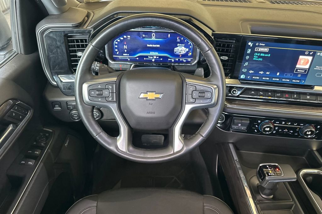 Used 2023 Chevrolet Silverado 1500 LTZ AWD/4WD image 14