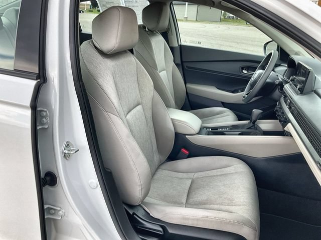 Certified 2025 Honda Accord SE image 32