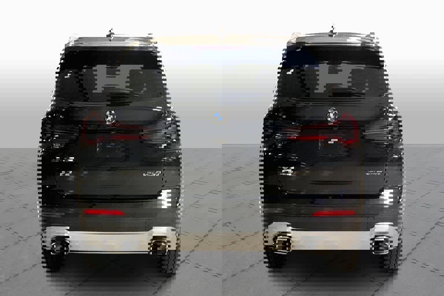 Used 2023 BMW X3 xDrive30i w/ Premium Package image 4