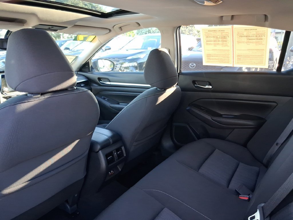 Used 2019 Nissan Altima 2.5 SV FWD image 13