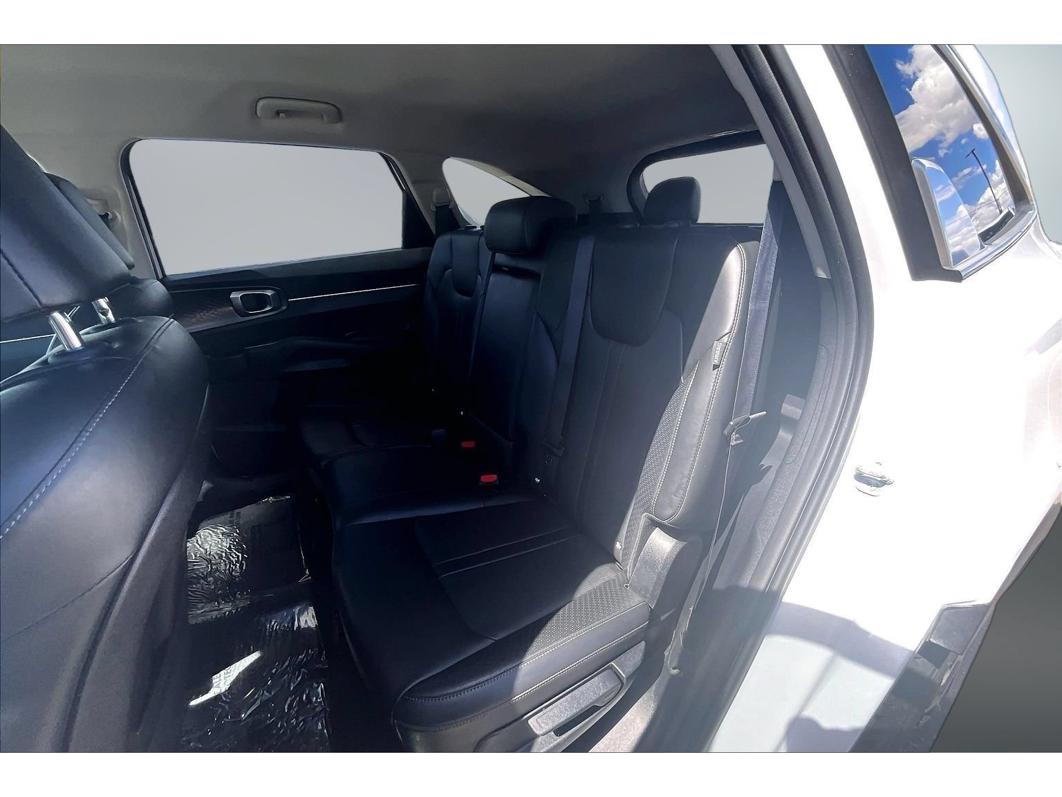 Used 2024 Kia Sorento S AWD/4WD image 21