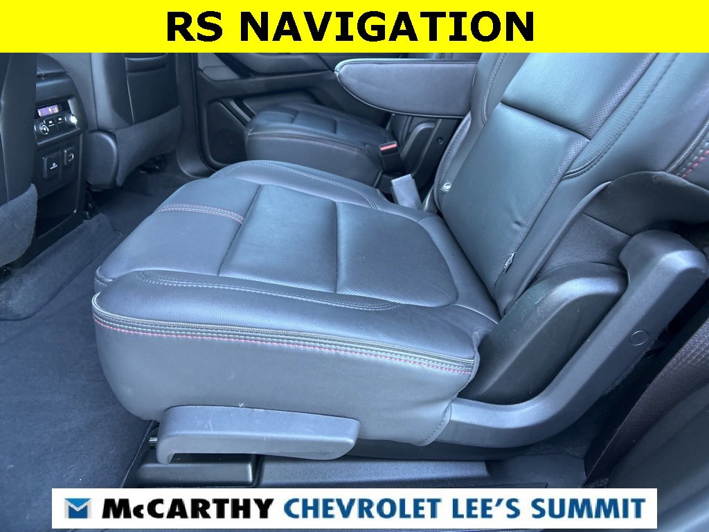 Used 2023 Chevrolet Traverse RS image 34