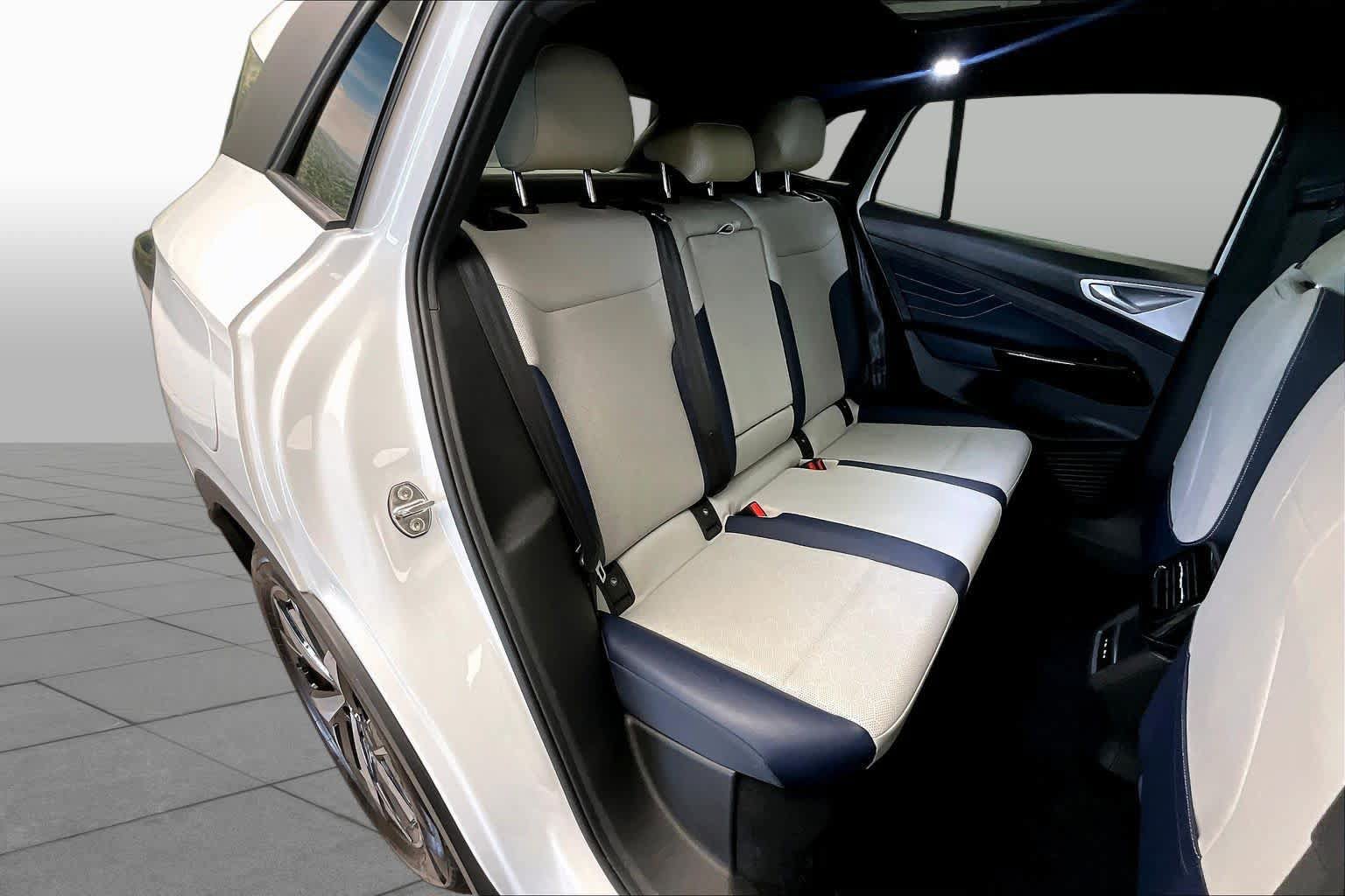 Used 2024 Volkswagen ID.4 Pro S RWD image 18