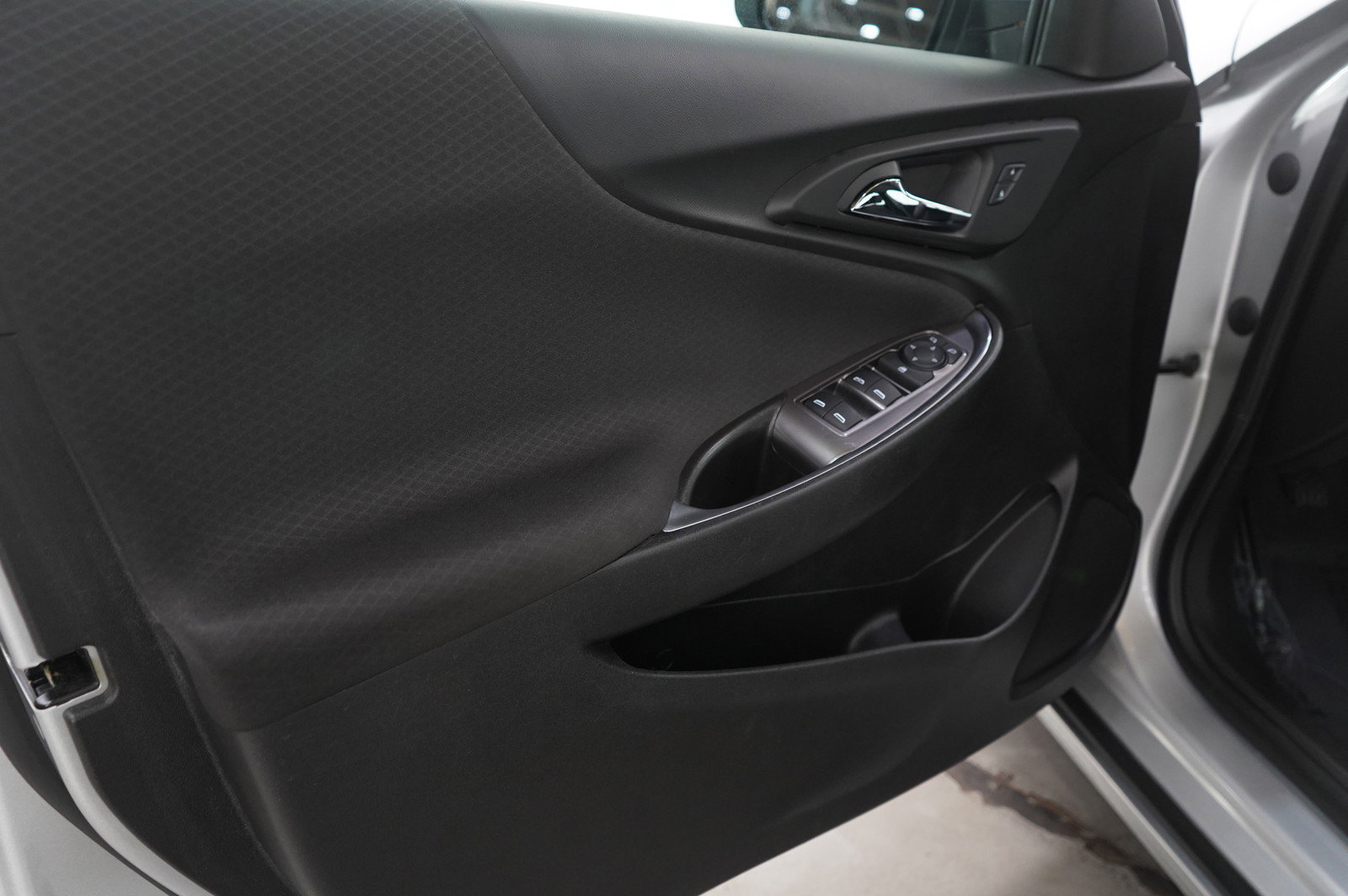 Used 2021 Chevrolet Malibu LT image 21