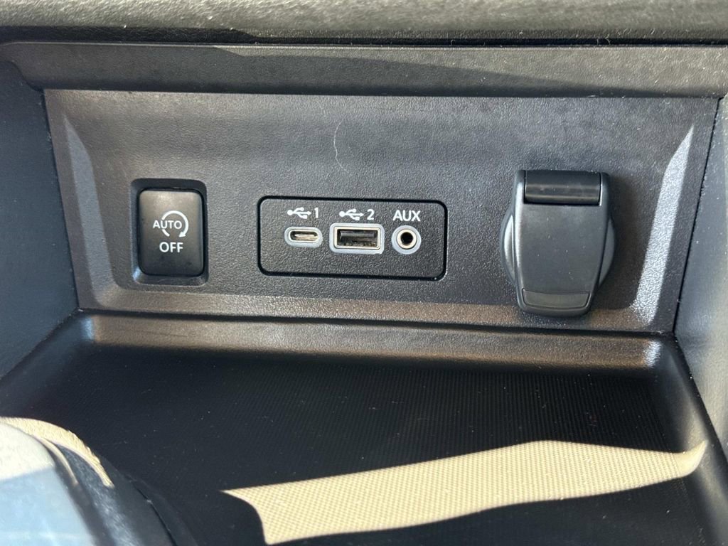 Certified 2024 Nissan Sentra SV image 26