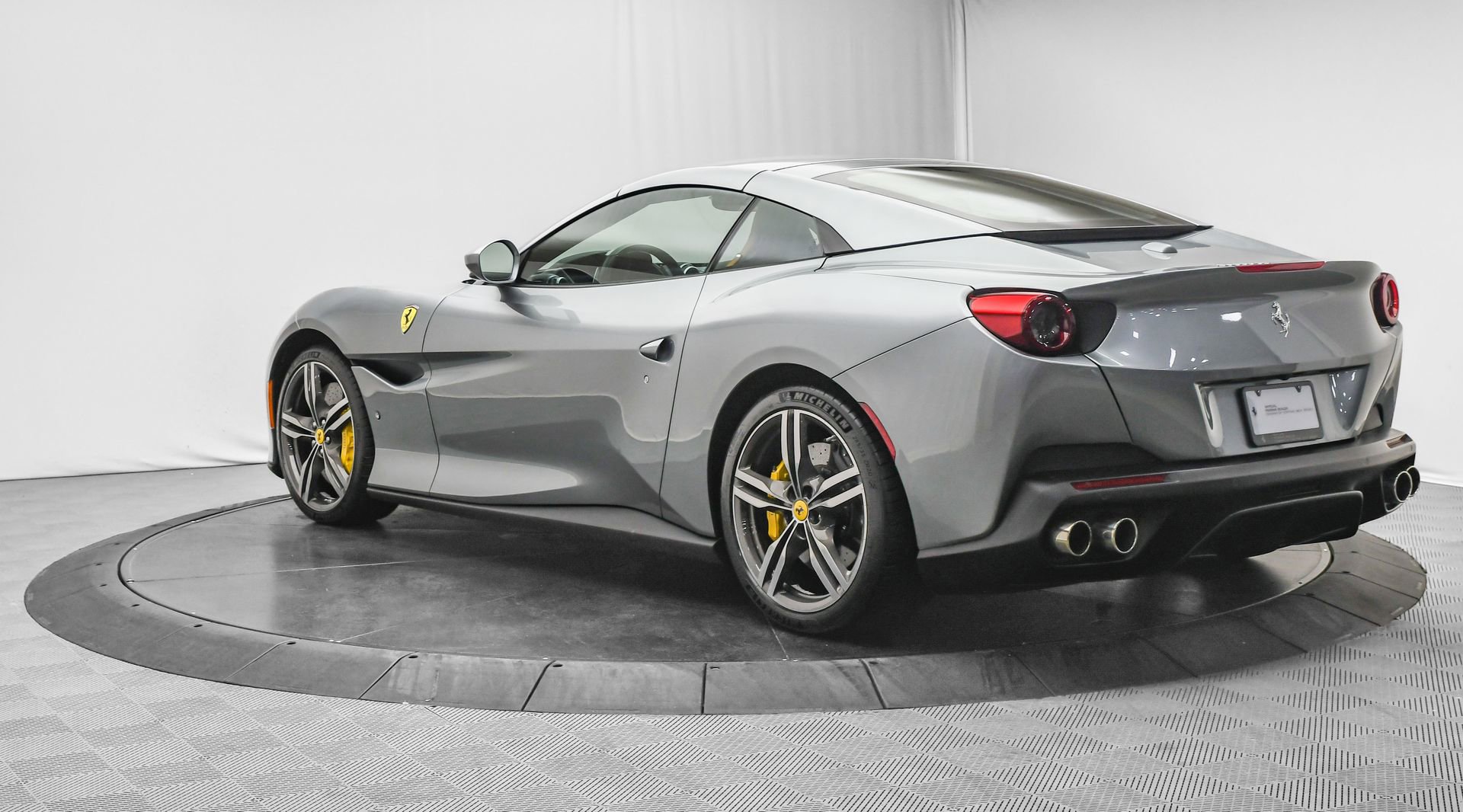 Used 2019 Ferrari Portofino image 62