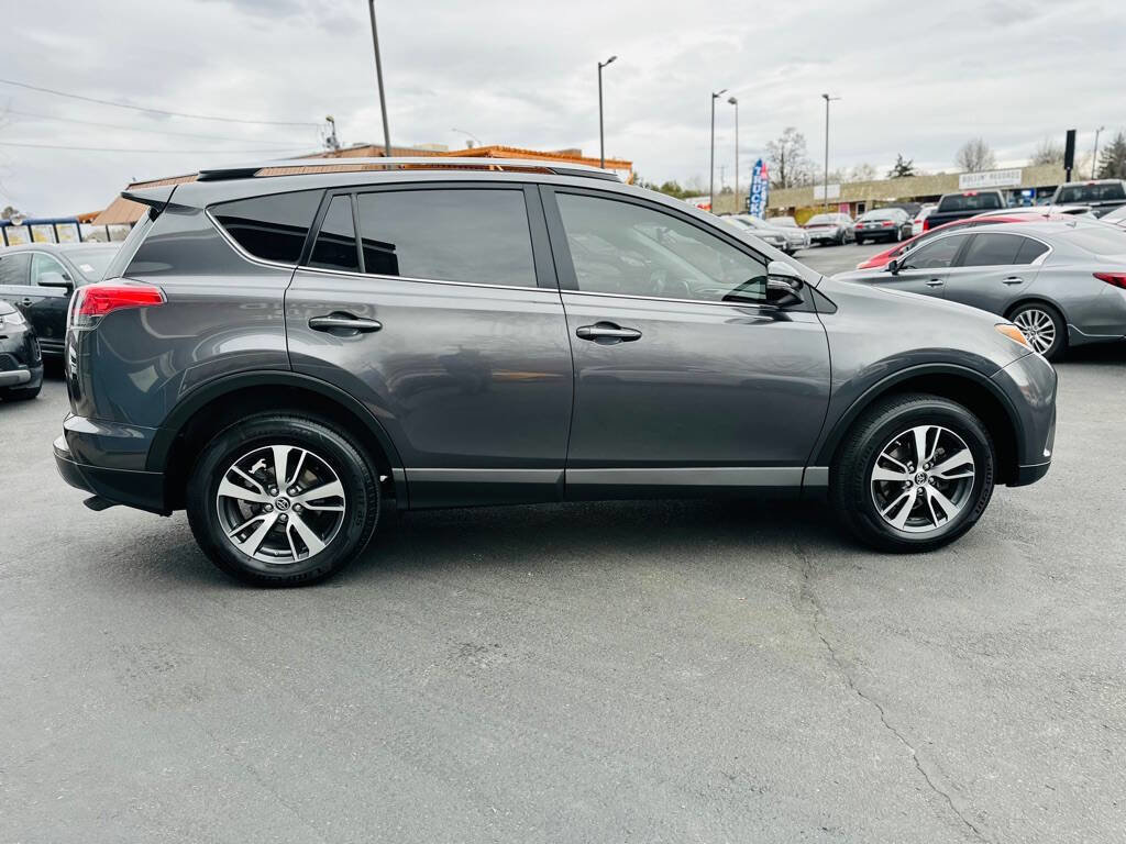 Used 2018 Toyota RAV4 Adventure image 8