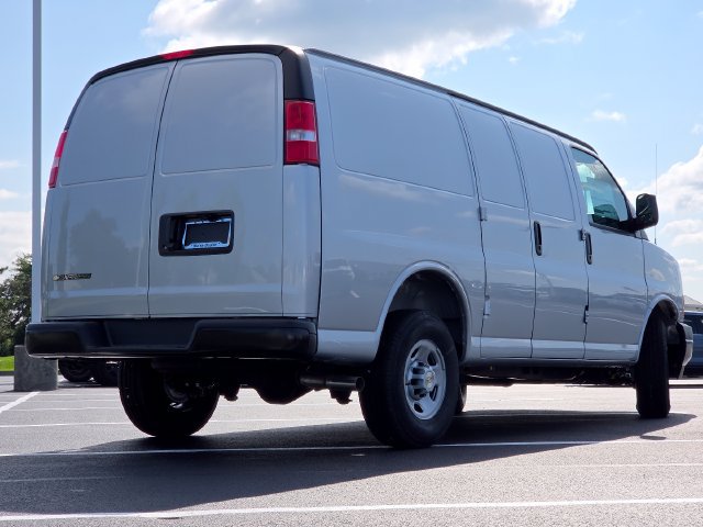New 2026 Chevrolet Express 2500 w/ Driver Convenience Package RWD image 11