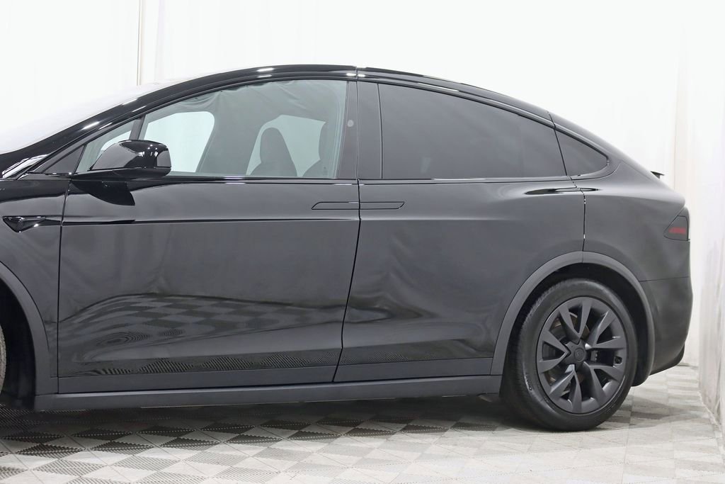 Used 2024 Tesla Model X AWD/4WD image 3