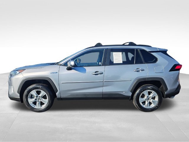 Used 2021 Toyota RAV4 XLE w/ Convenience Package AWD/4WD image 2
