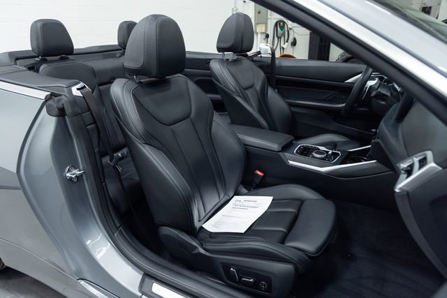 Used 2025 BMW 430i Convertible image 24
