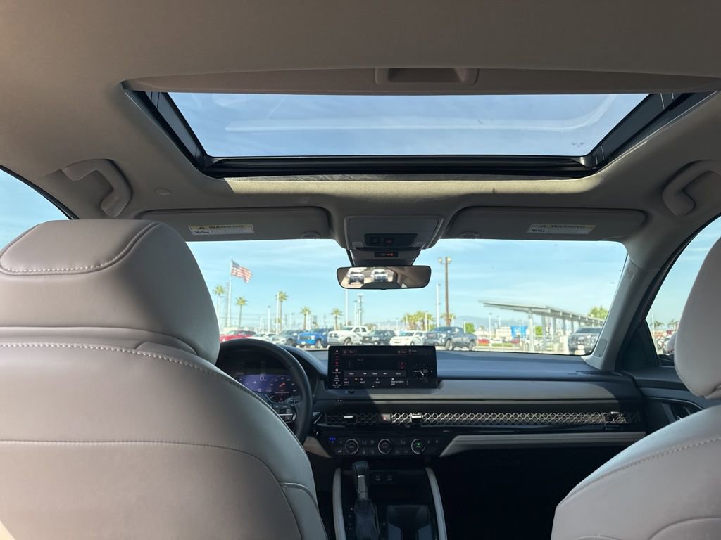 Used 2025 Honda Accord Touring image 14
