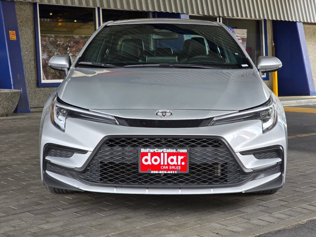 Used 2024 Toyota Corolla XSE FWD image 2