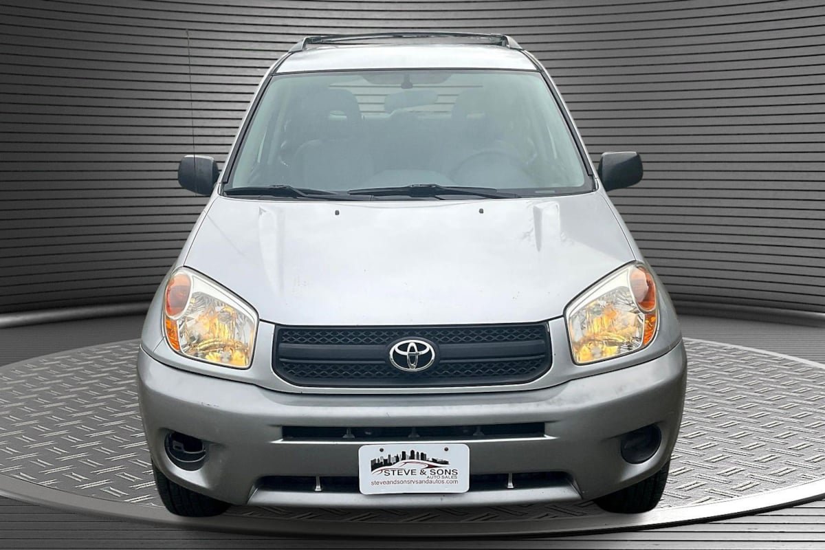Used 2004 Toyota RAV4 2WD image 2