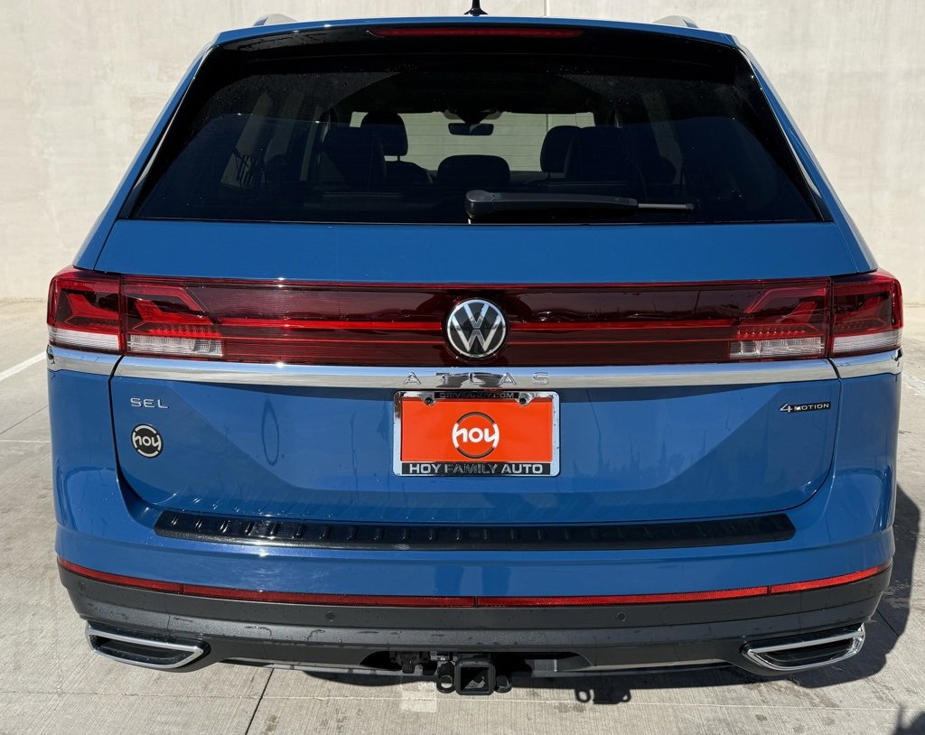 Used 2025 Volkswagen Atlas SEL image 4
