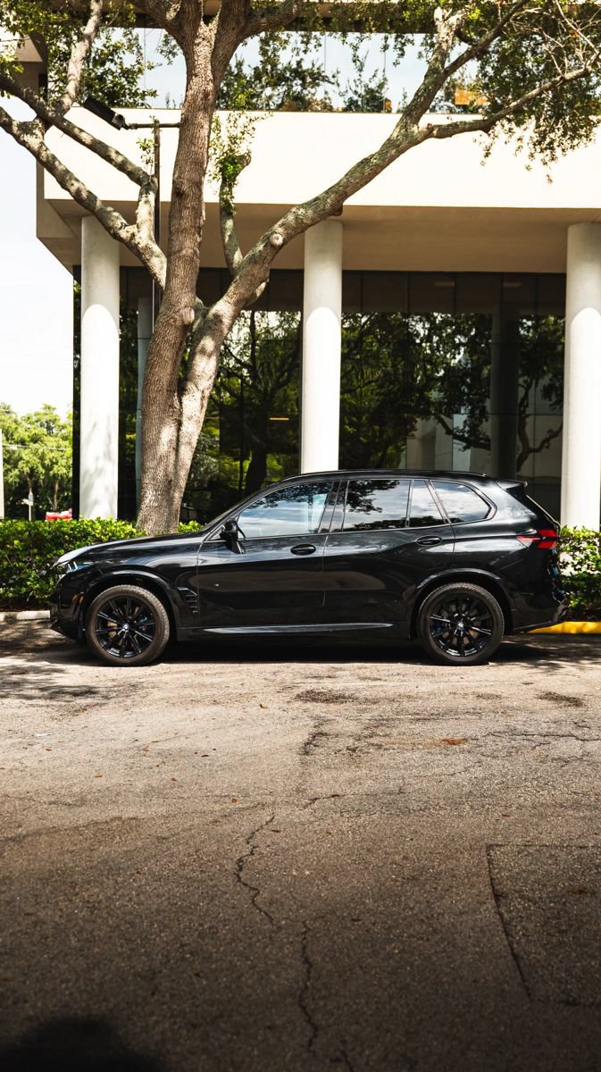 Used 2025 BMW X5 M60i w/ Climate Comfort Package AWD/4WD image 53