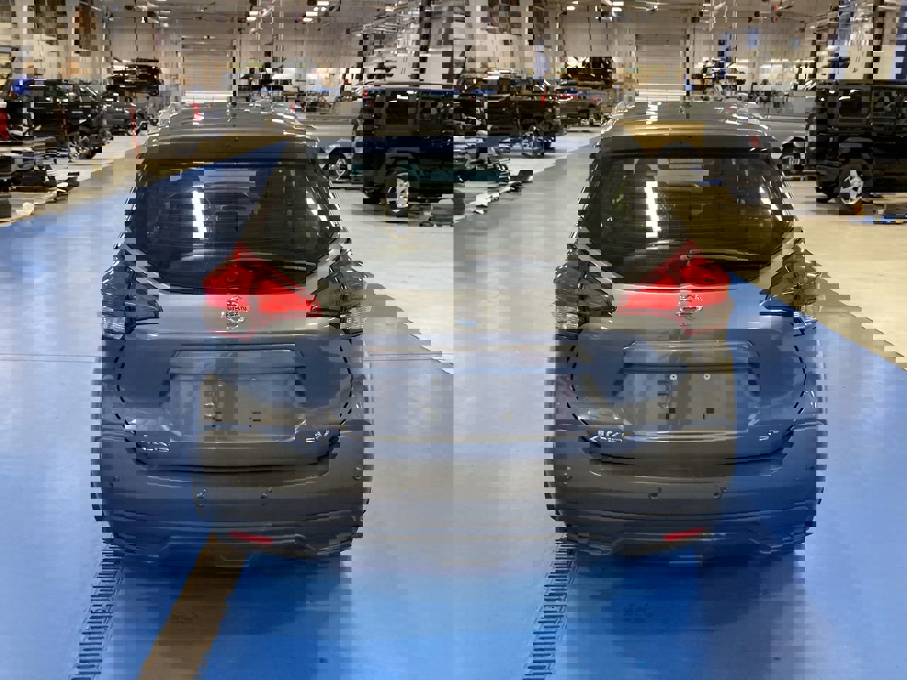 Used 2020 Nissan Kicks SV FWD image 6