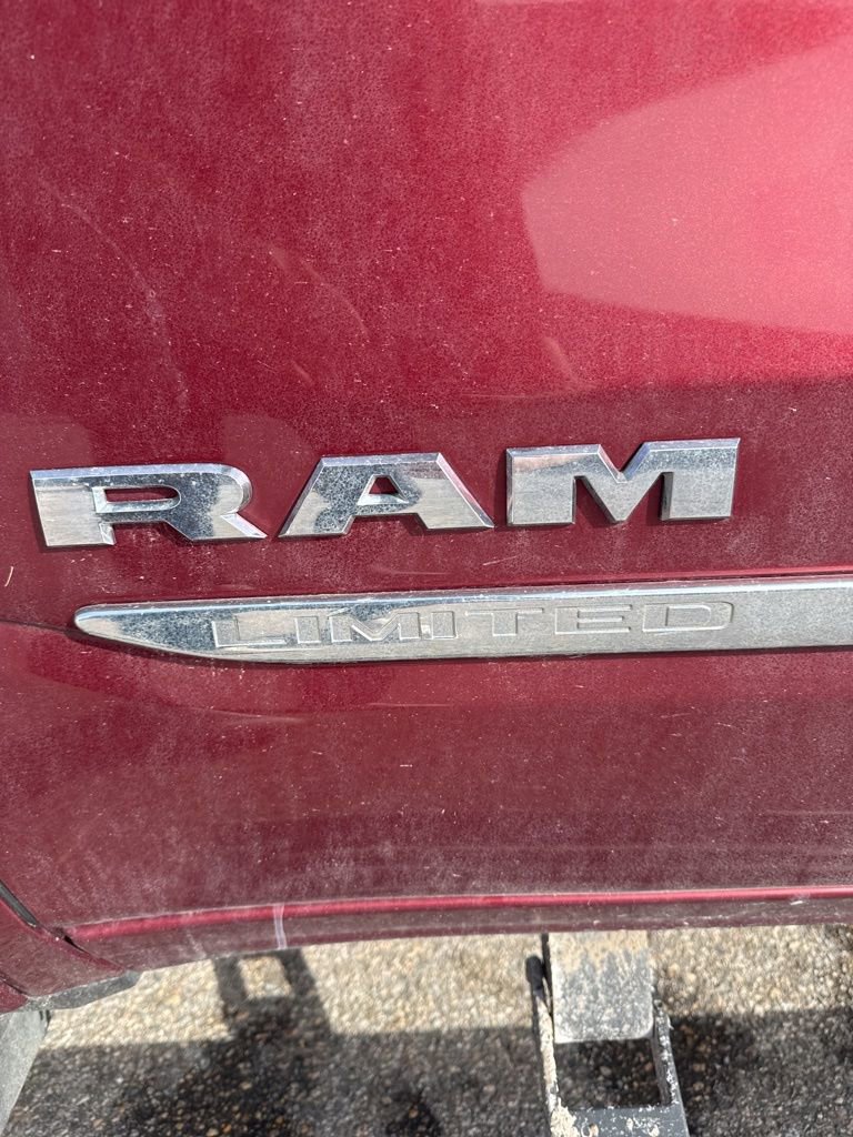 Used 2019 RAM 1500 Limited image 11