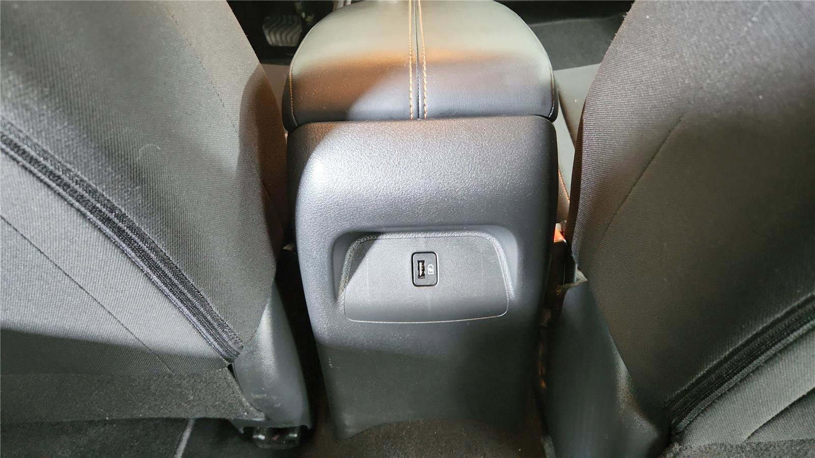 Used 2022 Nissan Sentra SR w/ Midnight Edition FWD image 14