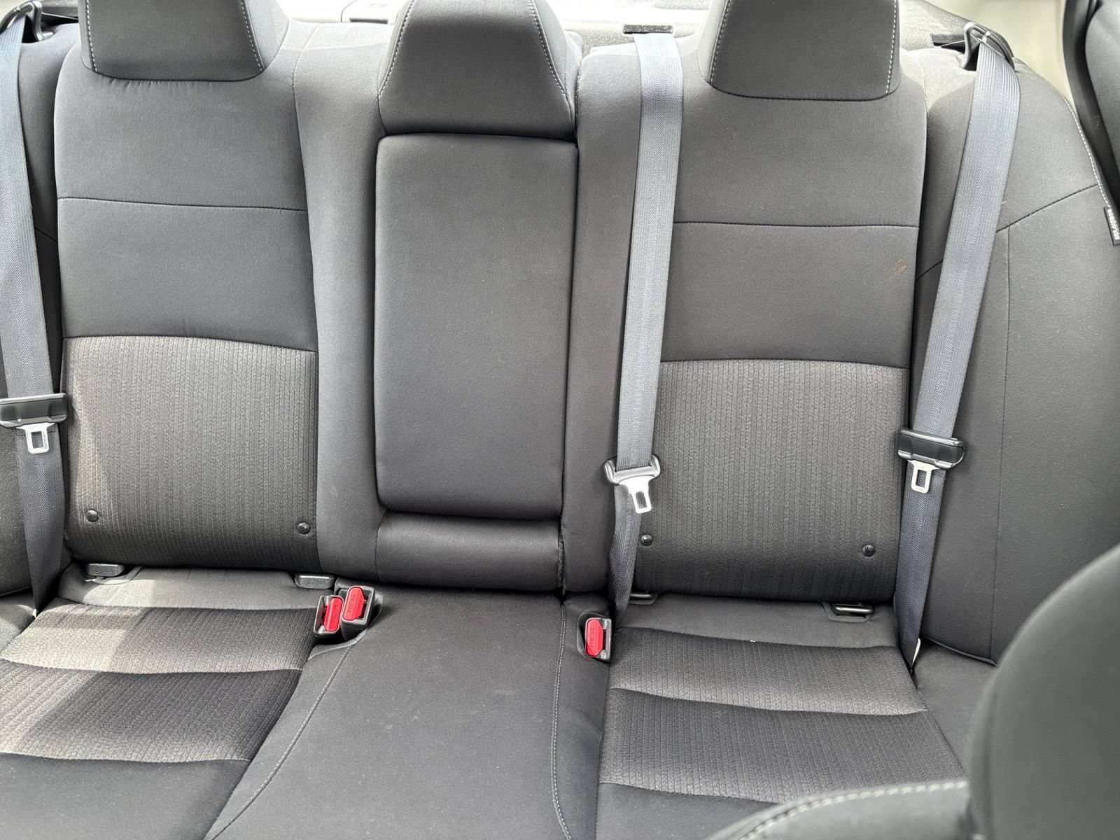 Used 2025 Nissan Altima 2.5 SV FWD image 39