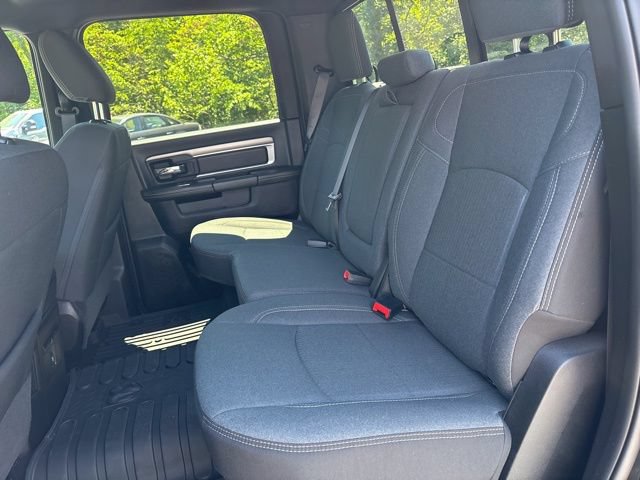 Used 2024 RAM 1500 Classic Warlock w/ Electronics Group AWD/4WD image 15