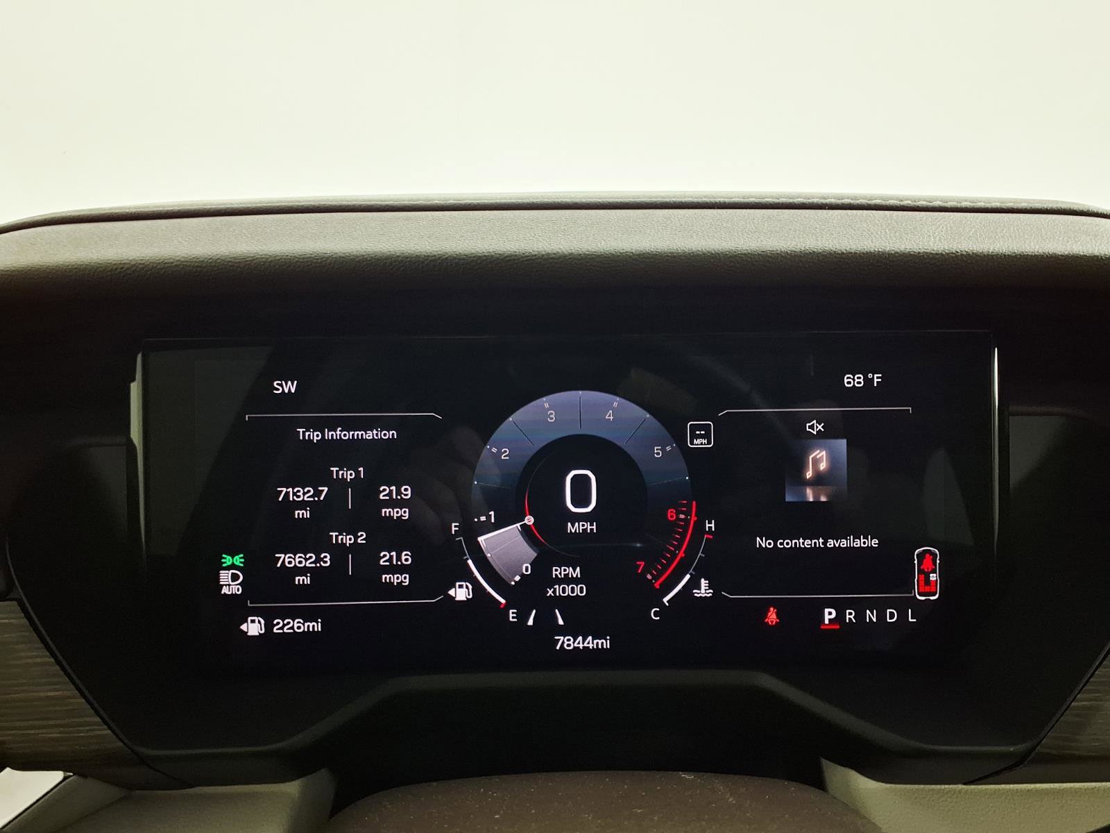 Used 2026 GMC Acadia Denali image 25