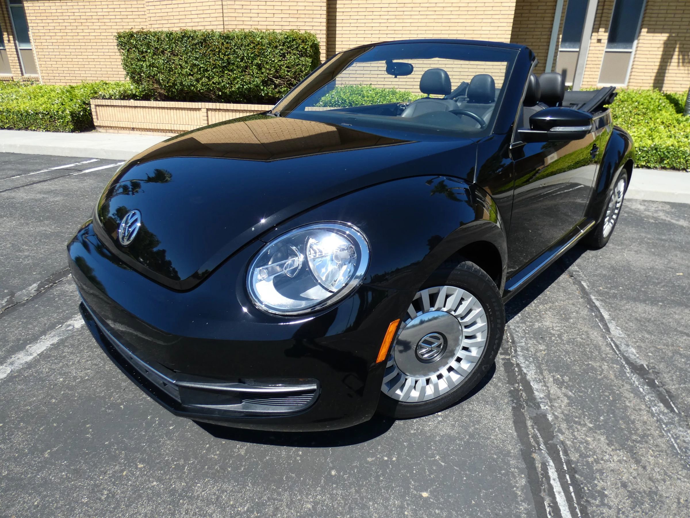 Used 2014 Volkswagen Beetle 2.5 image 13