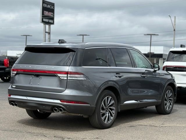 Used 2025 Lincoln Aviator AWD image 42