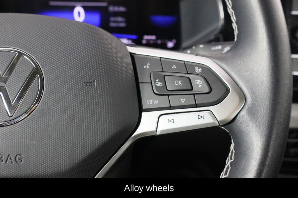 Used 2023 Volkswagen Taos S image 10