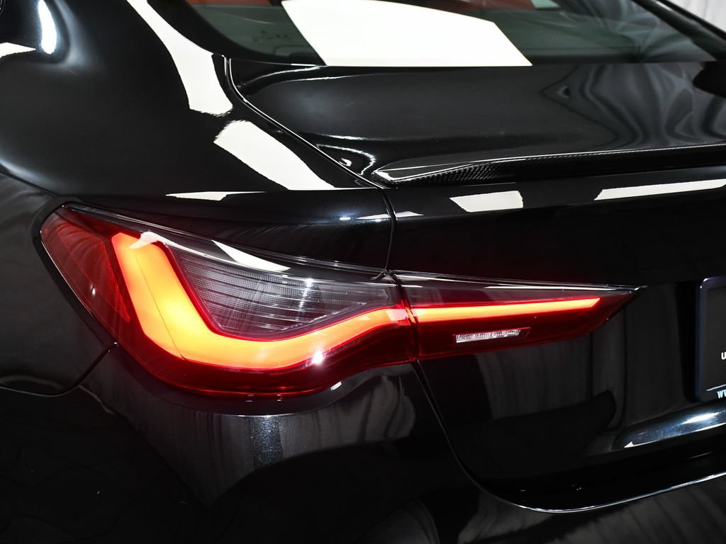 Used 2022 BMW M4 xDrive Competition w/ M Carbon Exterior Package AWD/4WD image 87