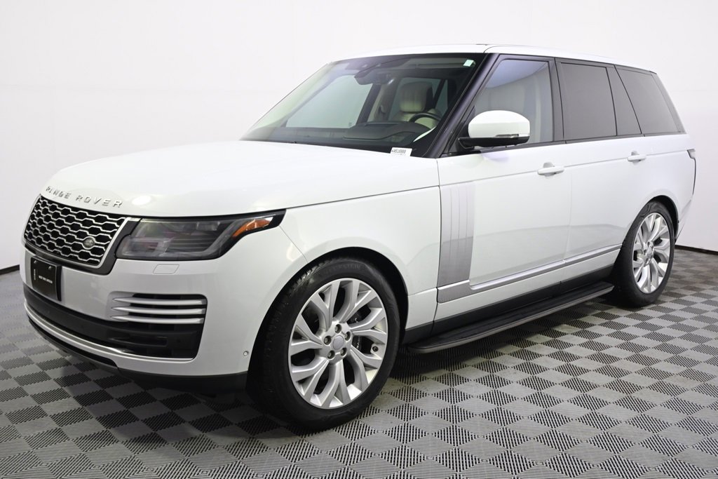 Used 2019 Land Rover Range Rover Supercharged image 2