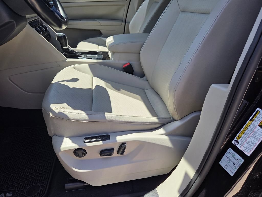 Used 2019 Volkswagen Atlas SEL FWD image 10