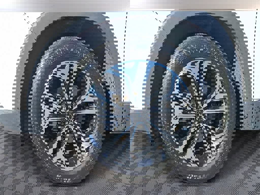 Used 2019 Hyundai Santa Fe Limited image 8