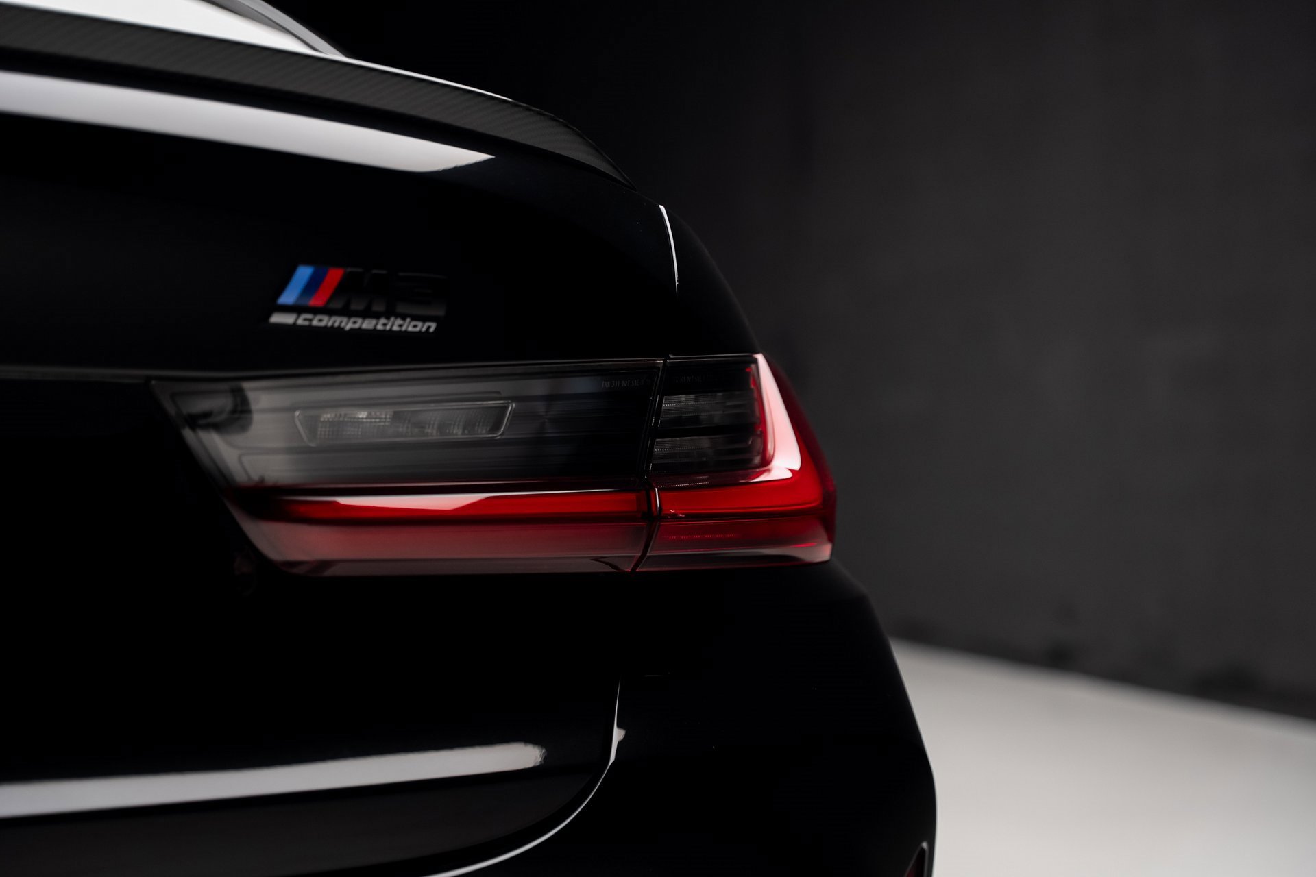 Used 2022 BMW M3 Competition w/ M Carbon Exterior Package image 29