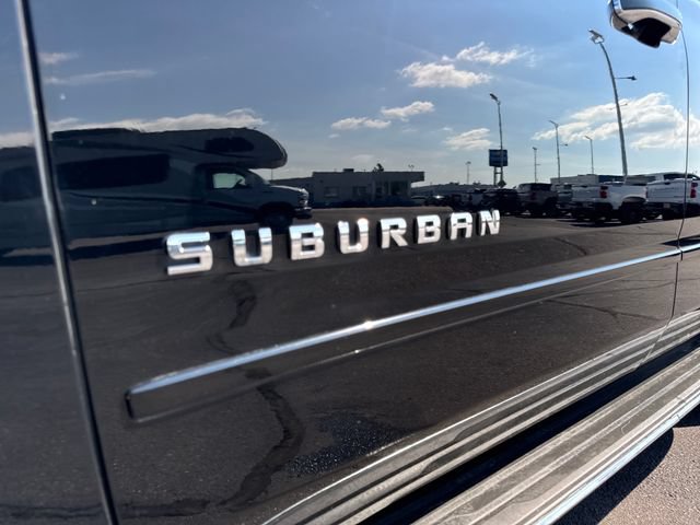 Used 2016 Chevrolet Suburban LTZ AWD/4WD image 34