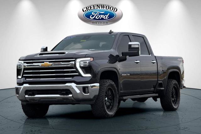 Used 2024 Chevrolet Silverado 2500 LTZ image 8