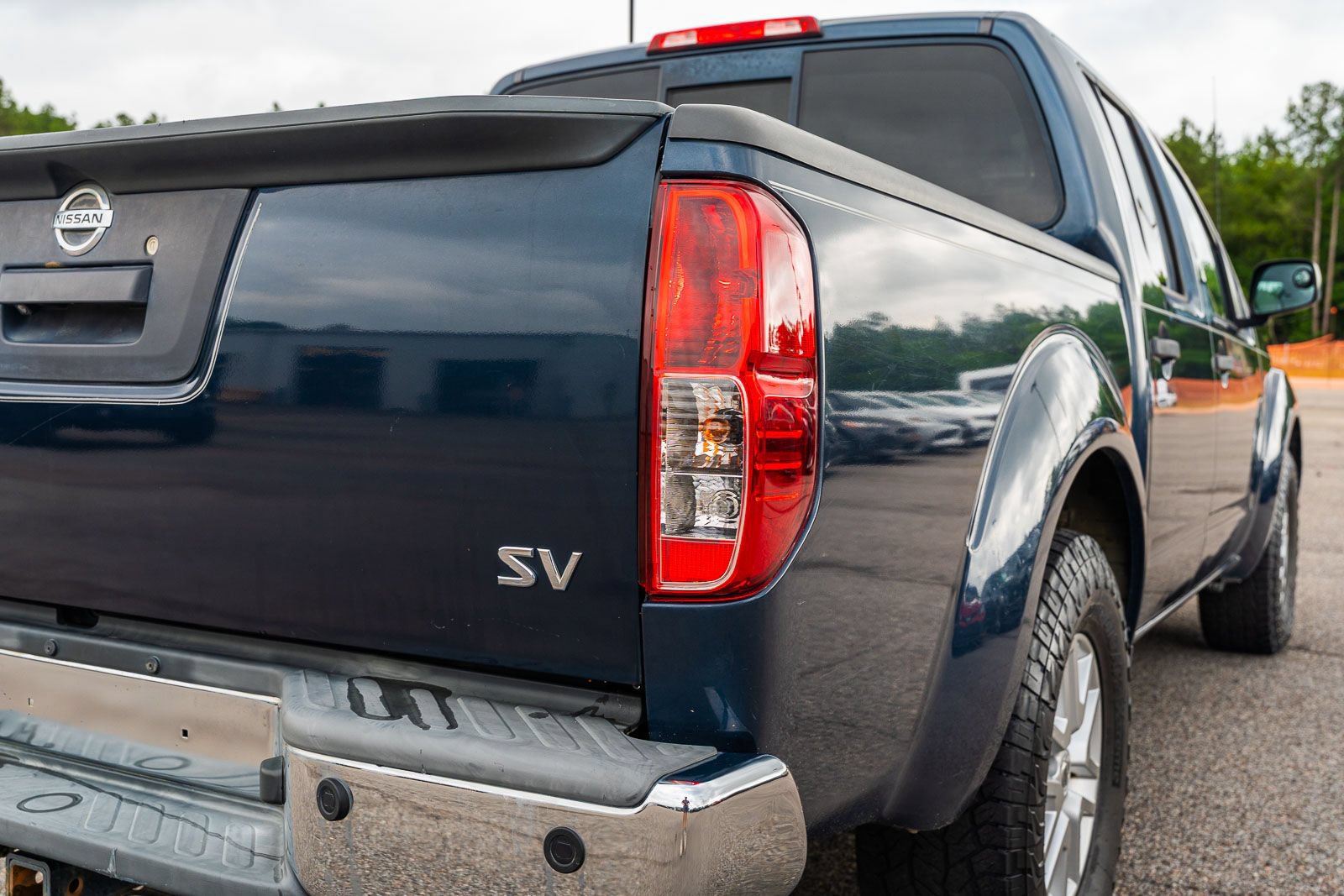 Used 2016 Nissan Frontier SV w/ SV Value Truck Package RWD image 14