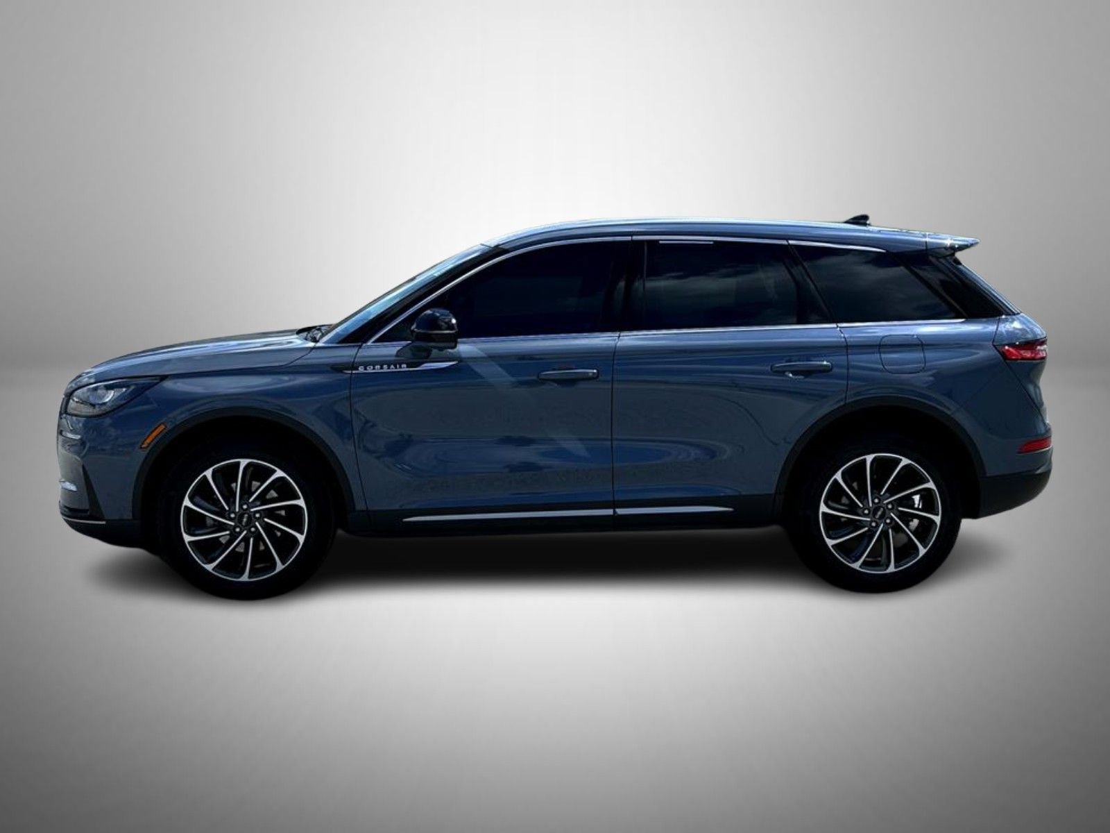 Used 2023 Lincoln Corsair AWD w/ Equipment Group 101A image 8